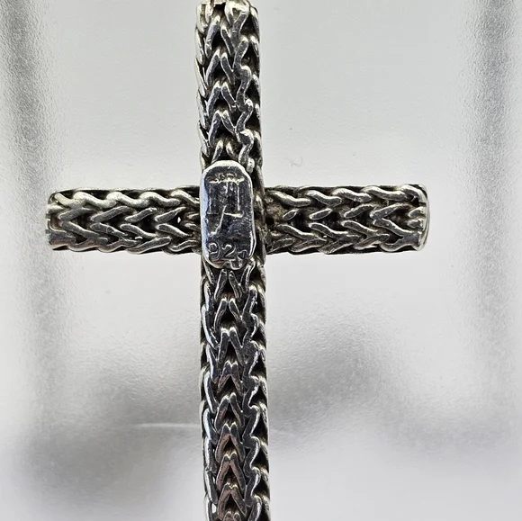 Vintage John Hardy Cross Pendant Necklace! - Picture 4 of 5